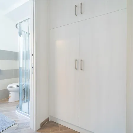 La Finestra Sul Porto Di Con Parcheggio Privato Apartment *